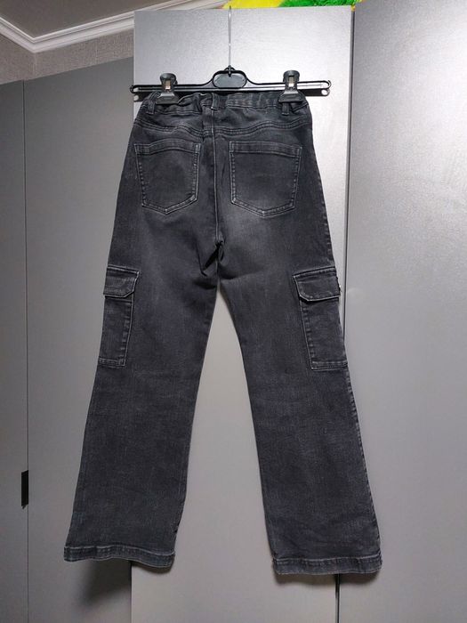 Джинси, чорні джинси, джонери, світлі штани, шкільні брючки, форма