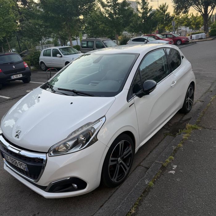 Peugeot 208 de 2015