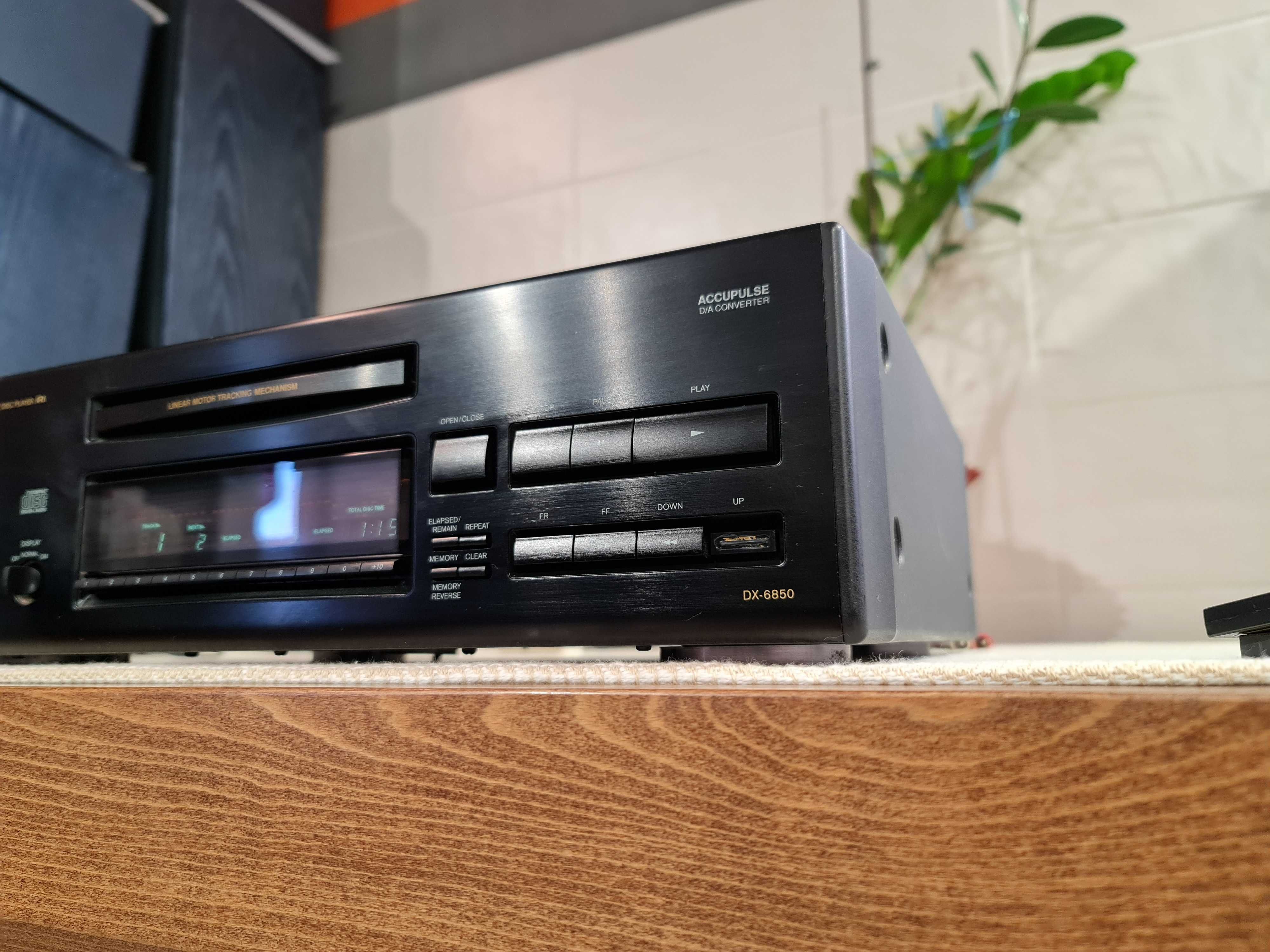 CD-програвач Onkyo DX-6850 Integra