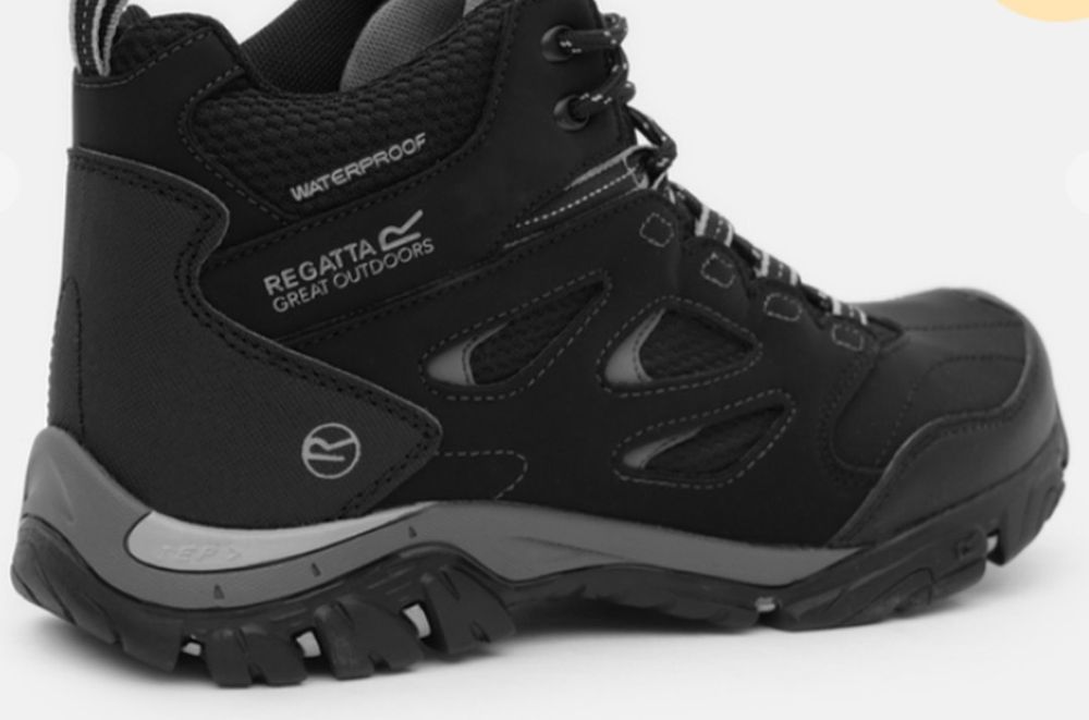 Трекинговые ботинки regatta мембрана