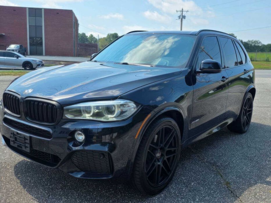 BMW X5 xDrive50i      2014