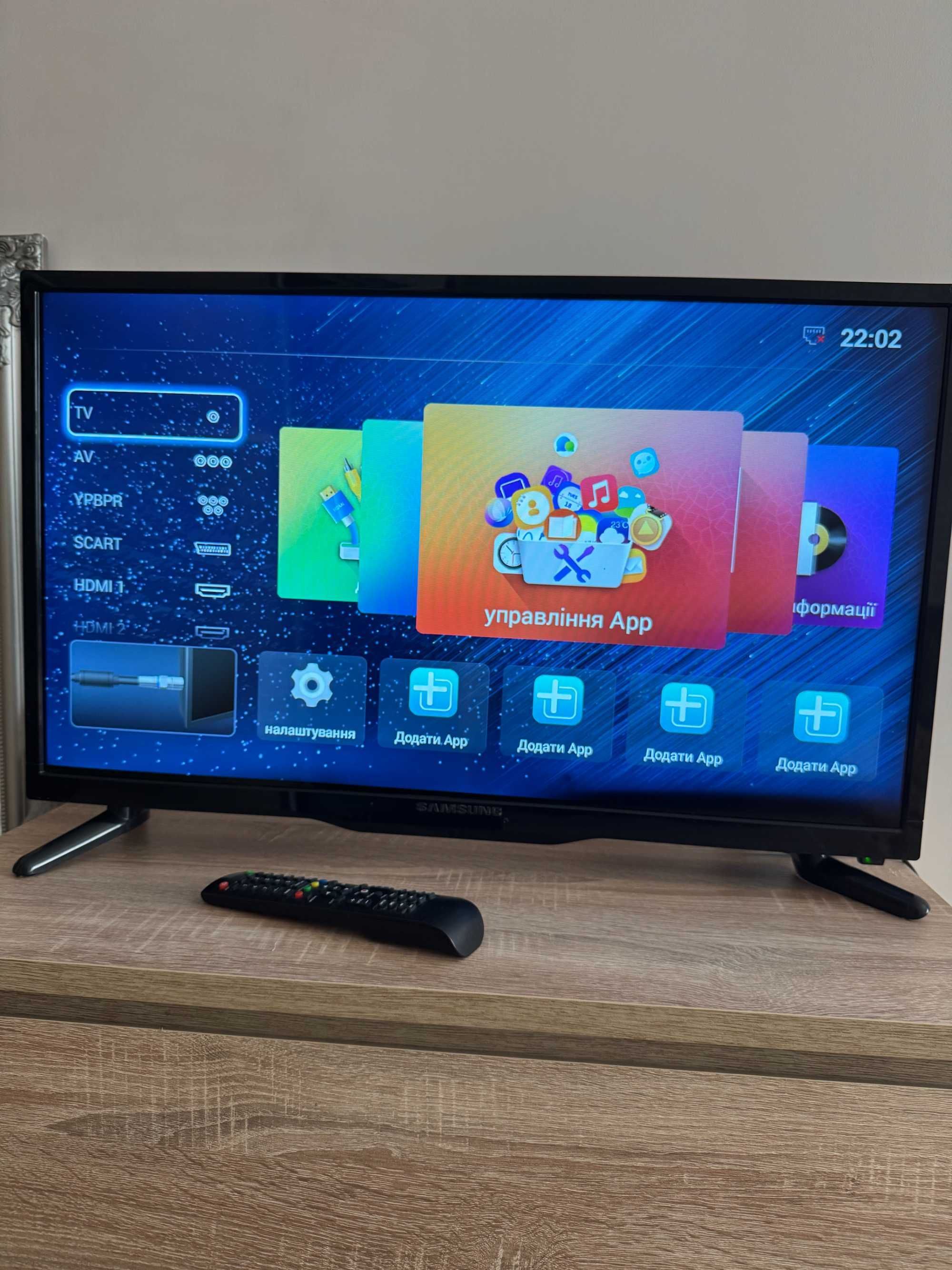 Телевізор Samsung UE32EH4003 32”
