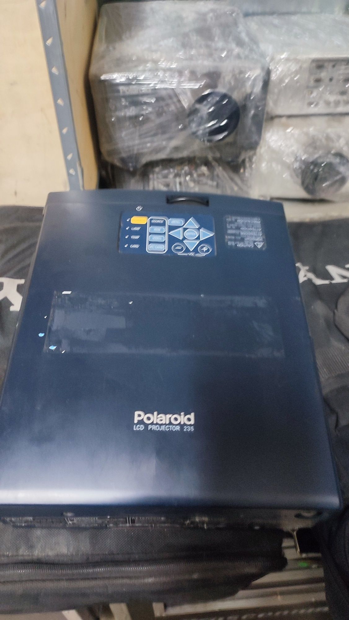 Projektor Polaroid LCD 235