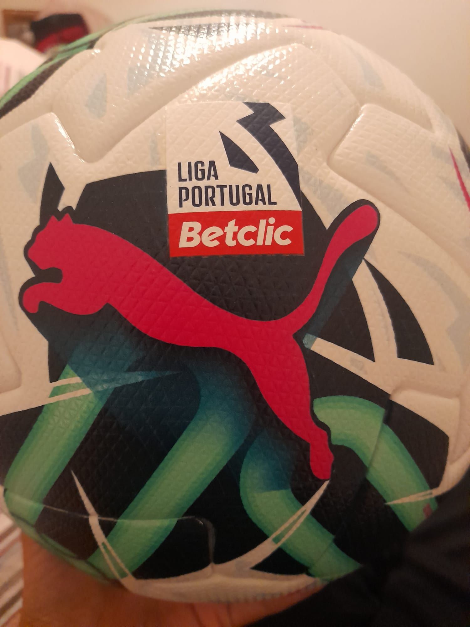 Bola de Futebol Oficial Puma