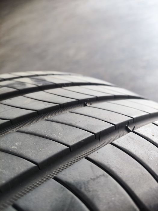 1 Pneu usado Michelin 235/50 R19 103V de 2023