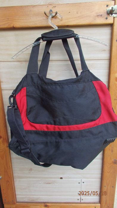 Torba na ramię i do ręki firmy 4F.