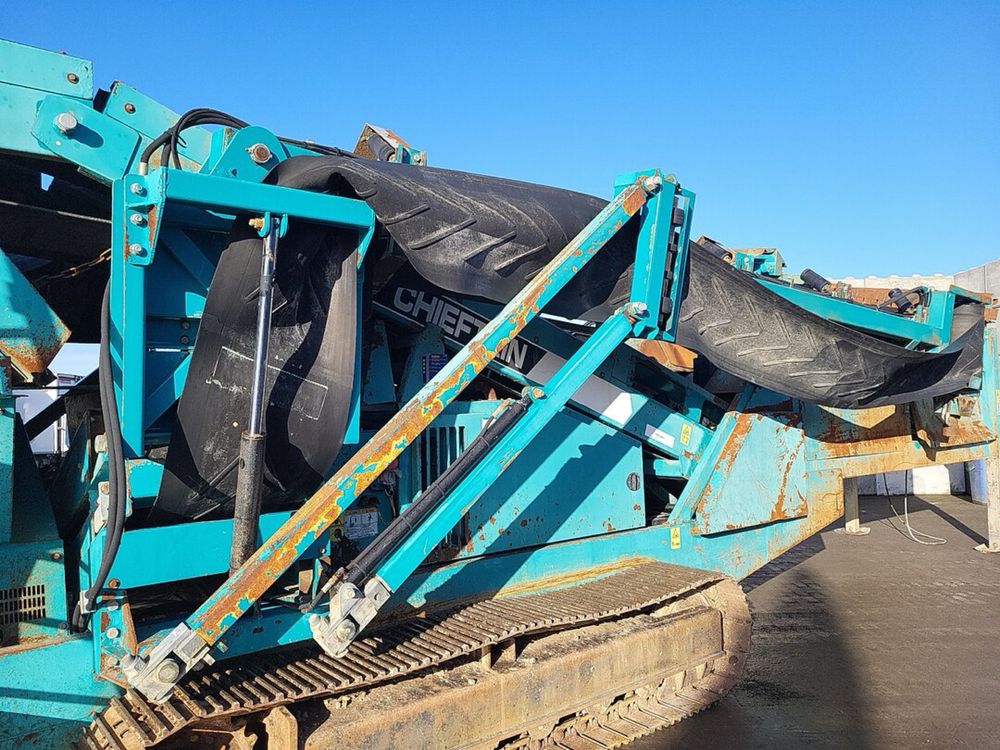 Przesiewacz Powerscreen Chieftain 1400 sandvik
