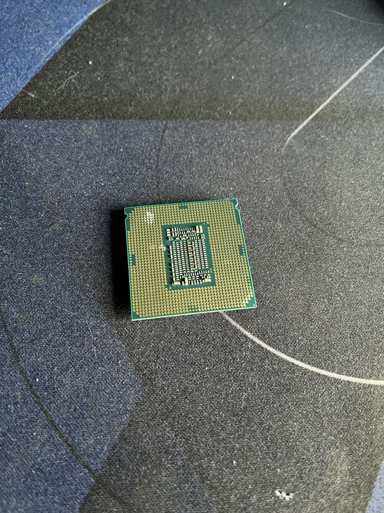 Intel córę i5-8400