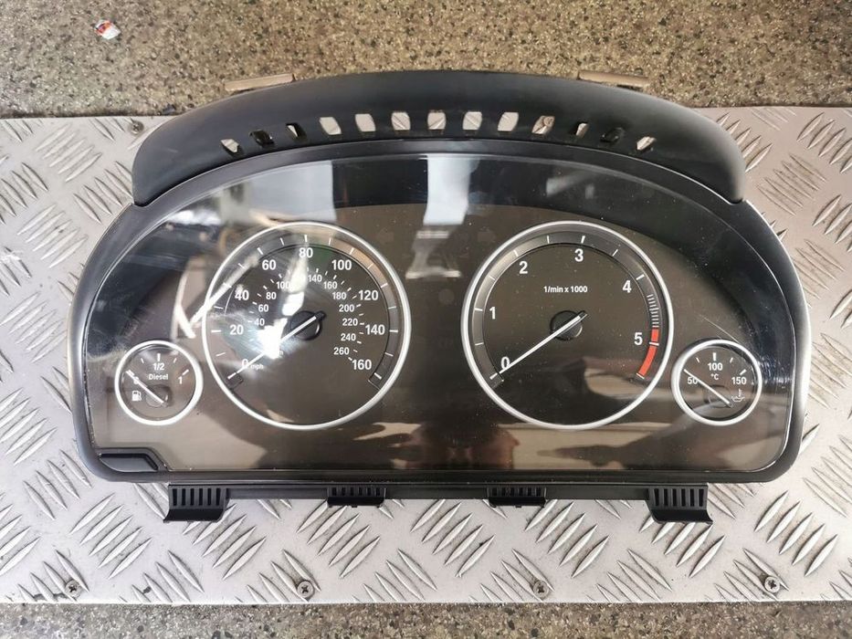 bmw f10 licznik zegary uk 9249346