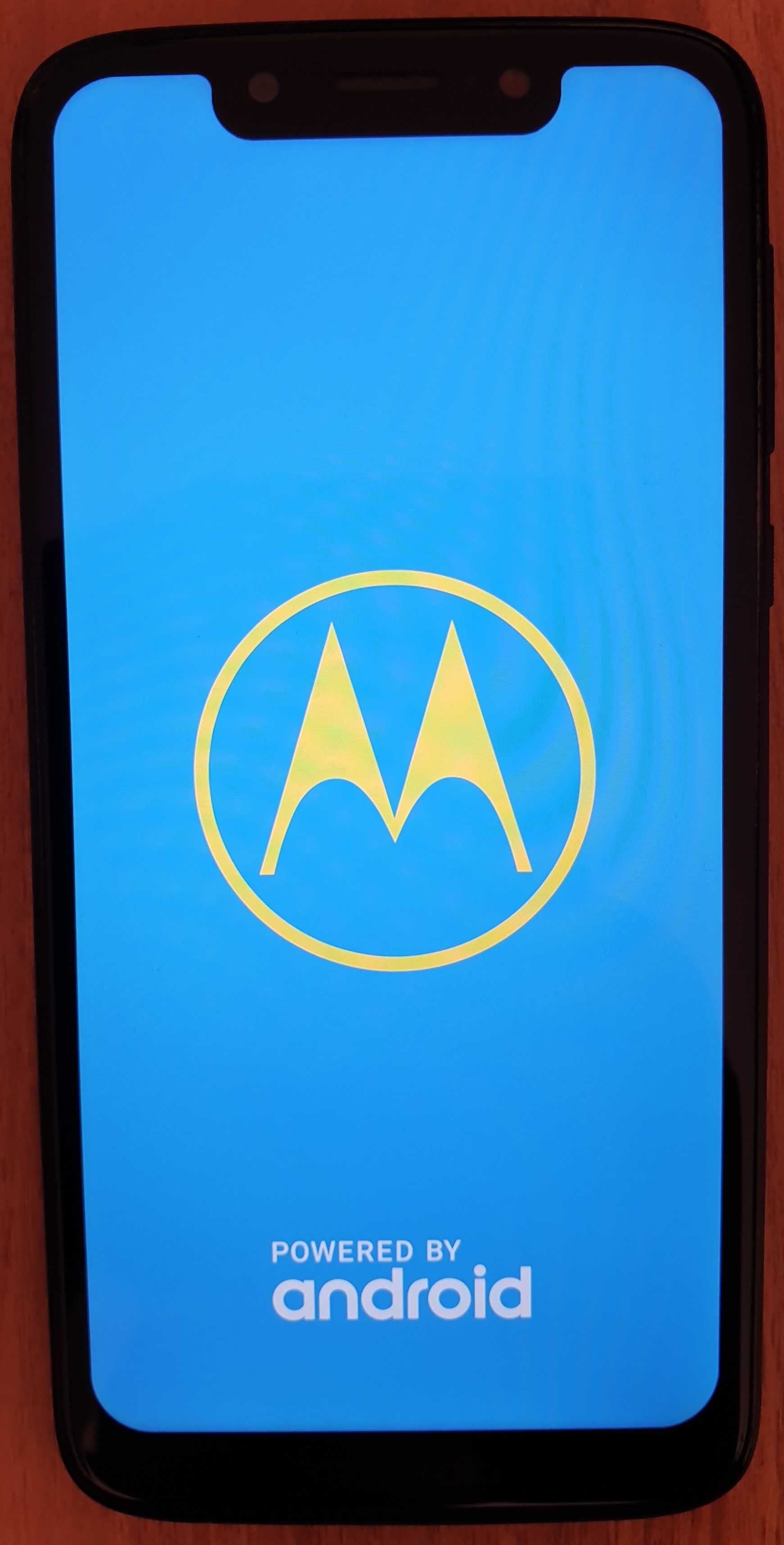 Smartfon Motorola Moto G7 Play 2 GB / 32 GB - kolor deep indigo