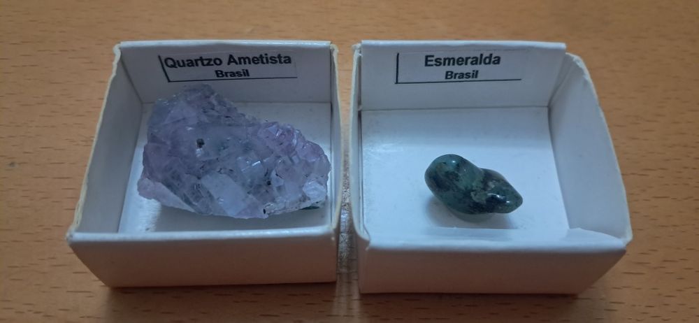 Quartzo e esmeralda de coleção