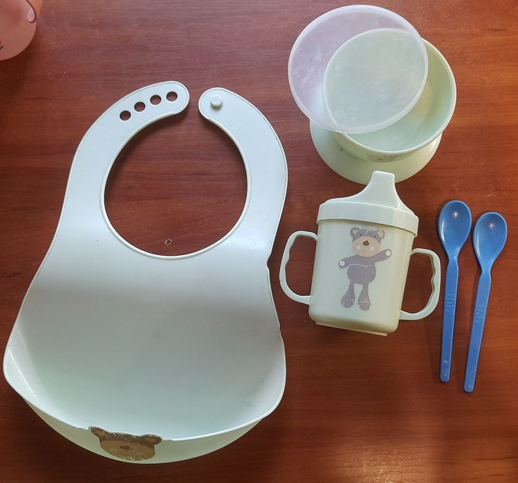 Пляшечка, пляшечки, комплектуючі, соска, кружка, слюнявчик, крем