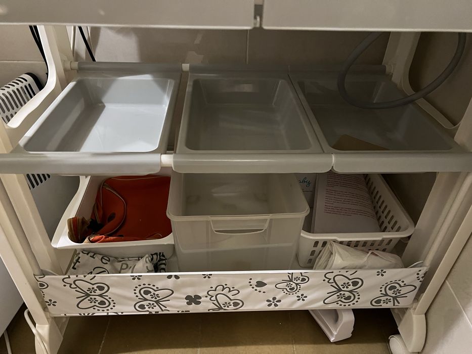 Trocador com banheira