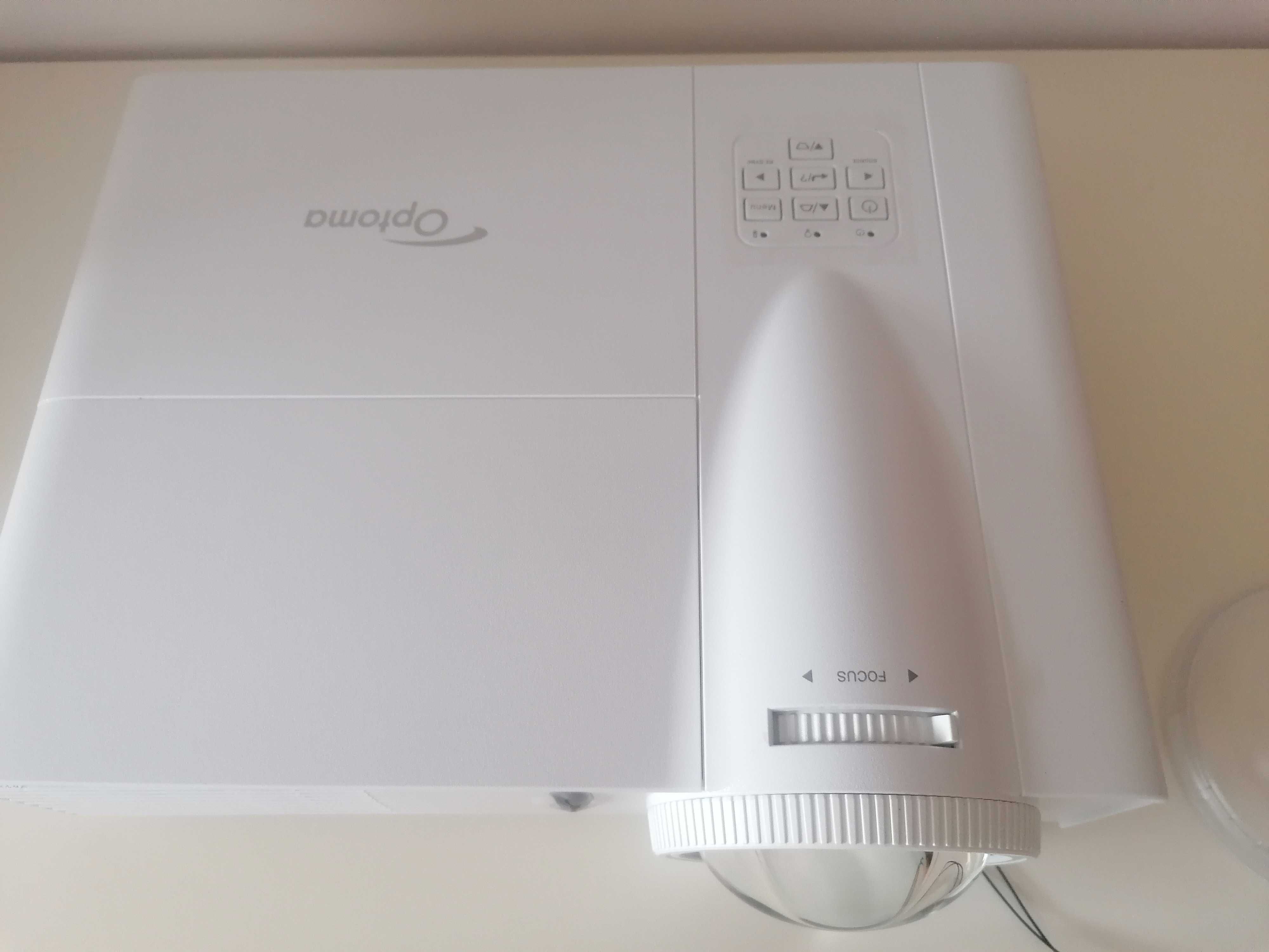 projektor OPTOMA GT760