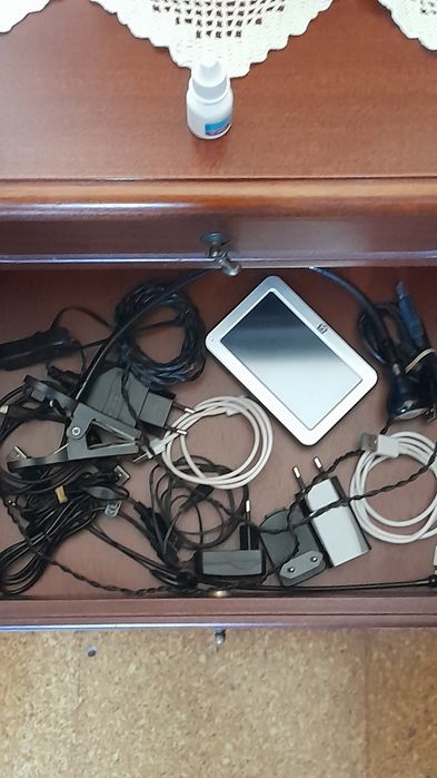 Gps e varios carregadores