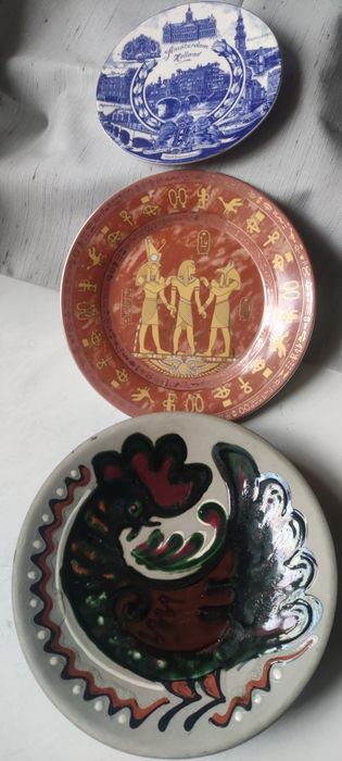 Тарелки настенные разные