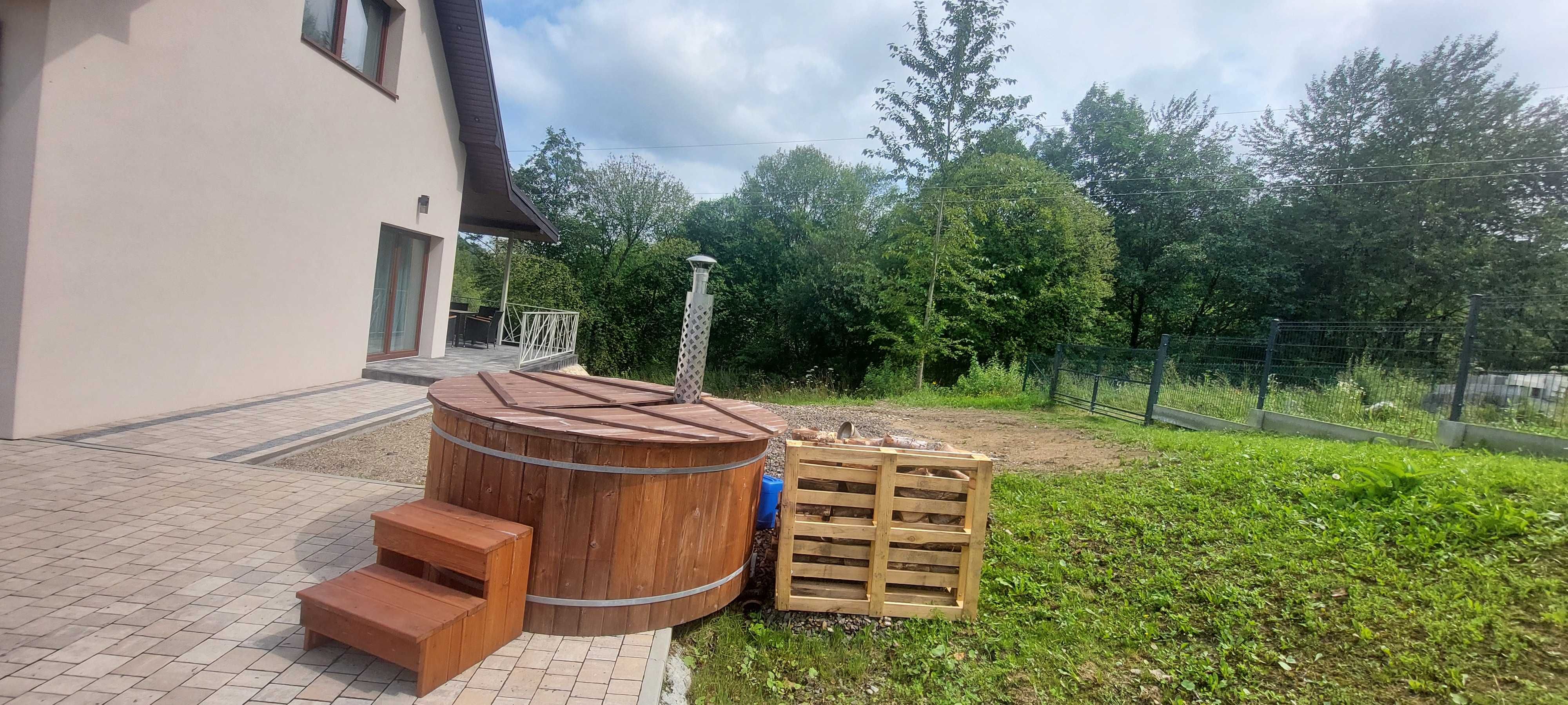 Willa w Bieszczadach 12 os Na Wyłączność. JACUZZI, Balia, Sauna i SALA