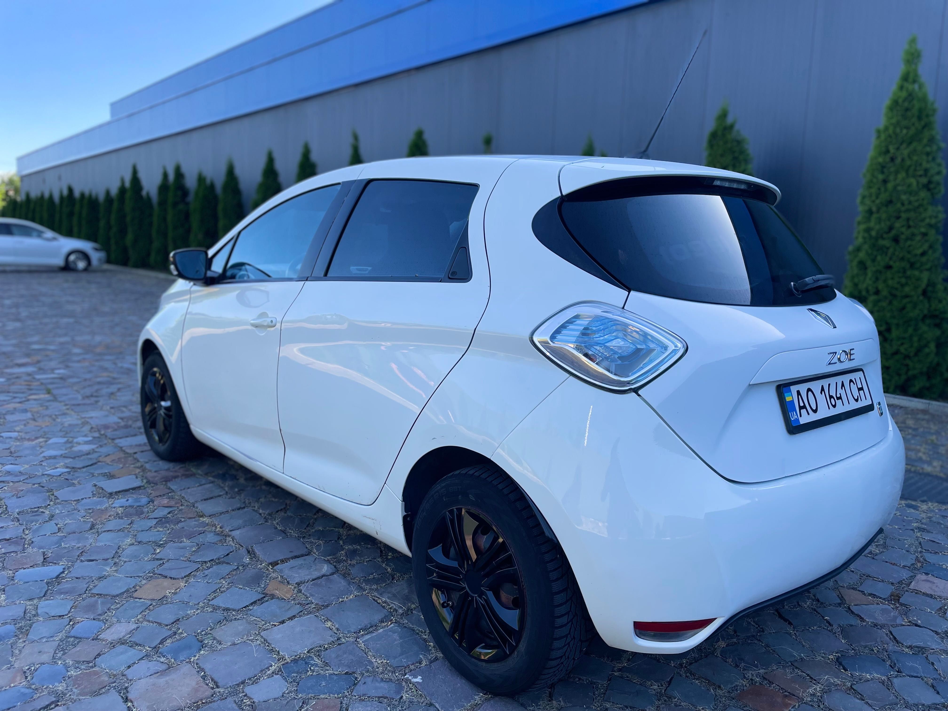 Renault ZOE Рено Зое електро автомат 26 kw