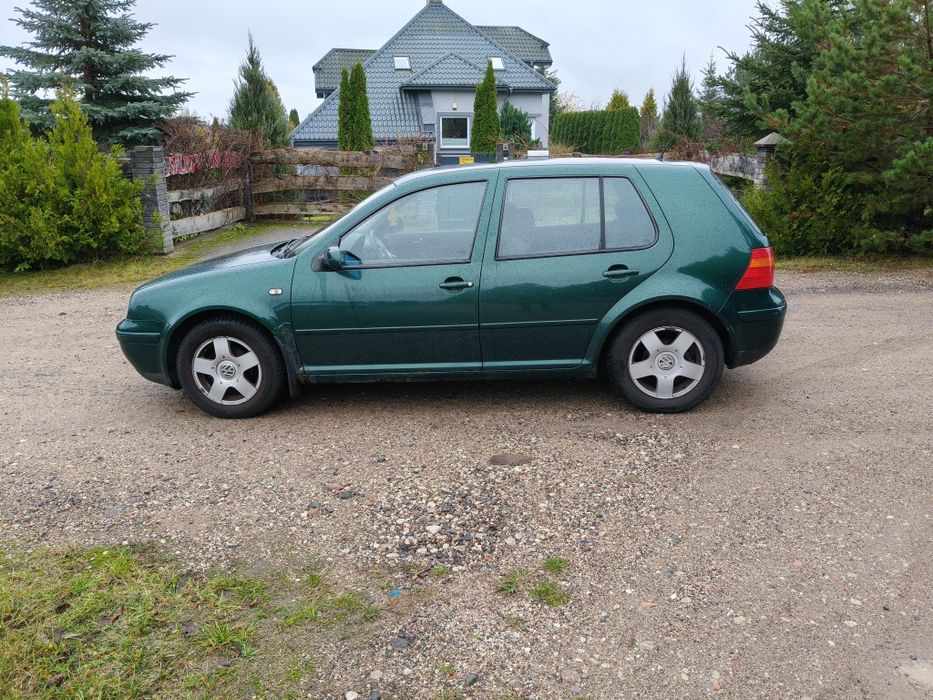 VW Golf 4 1.6 benzyna