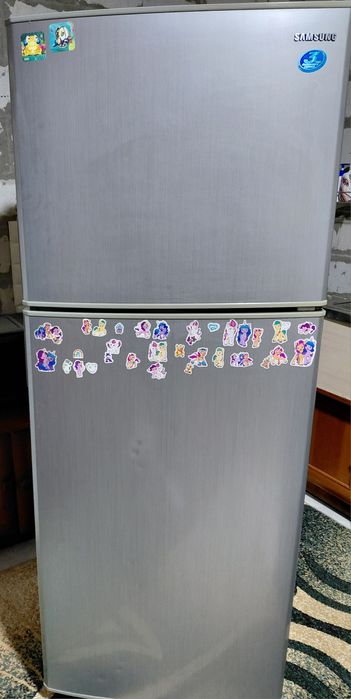Продам холодильник Samsung