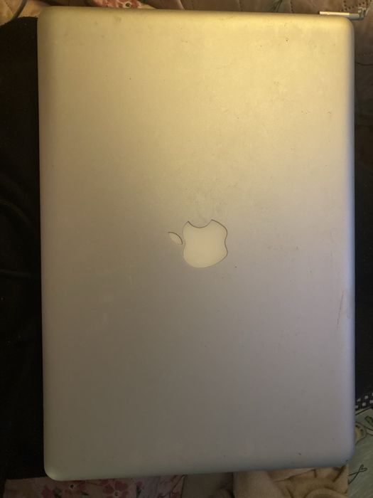 Apple macbook a1286 stan dobry
