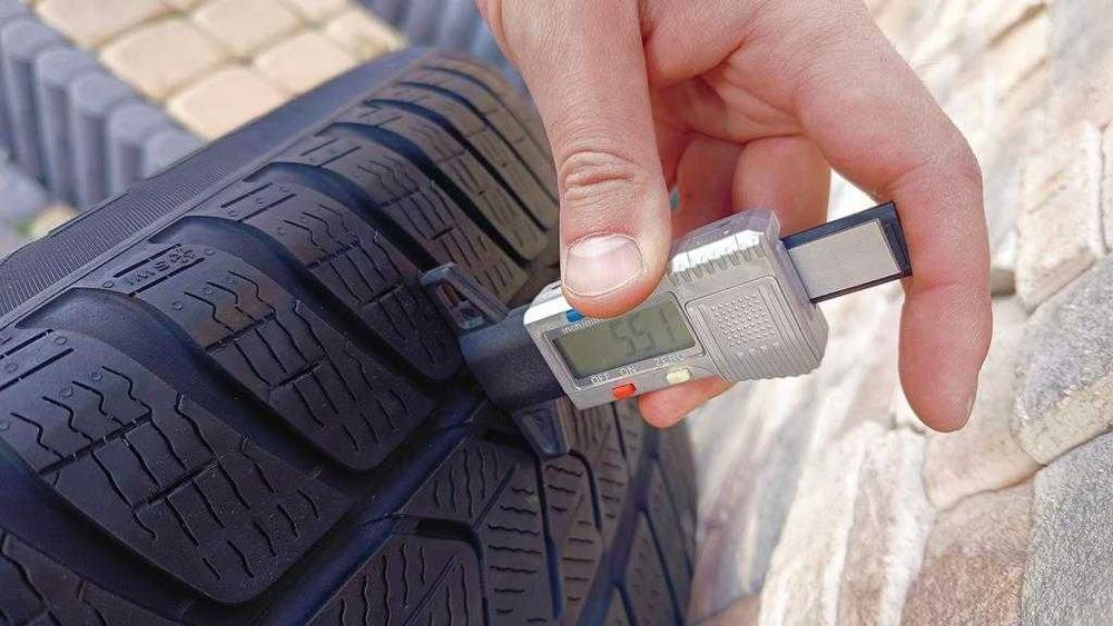 4x opony zimowe 17 cali  AUDI FIRELLI SOTTOZERO 3