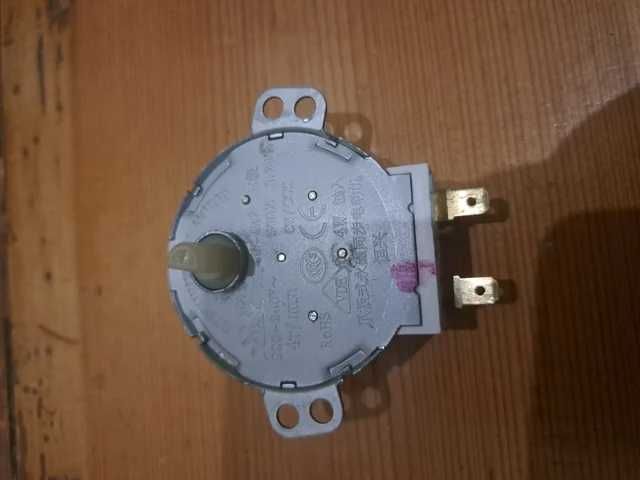 Motor de prato giratório 220-240V 50Hz 4W