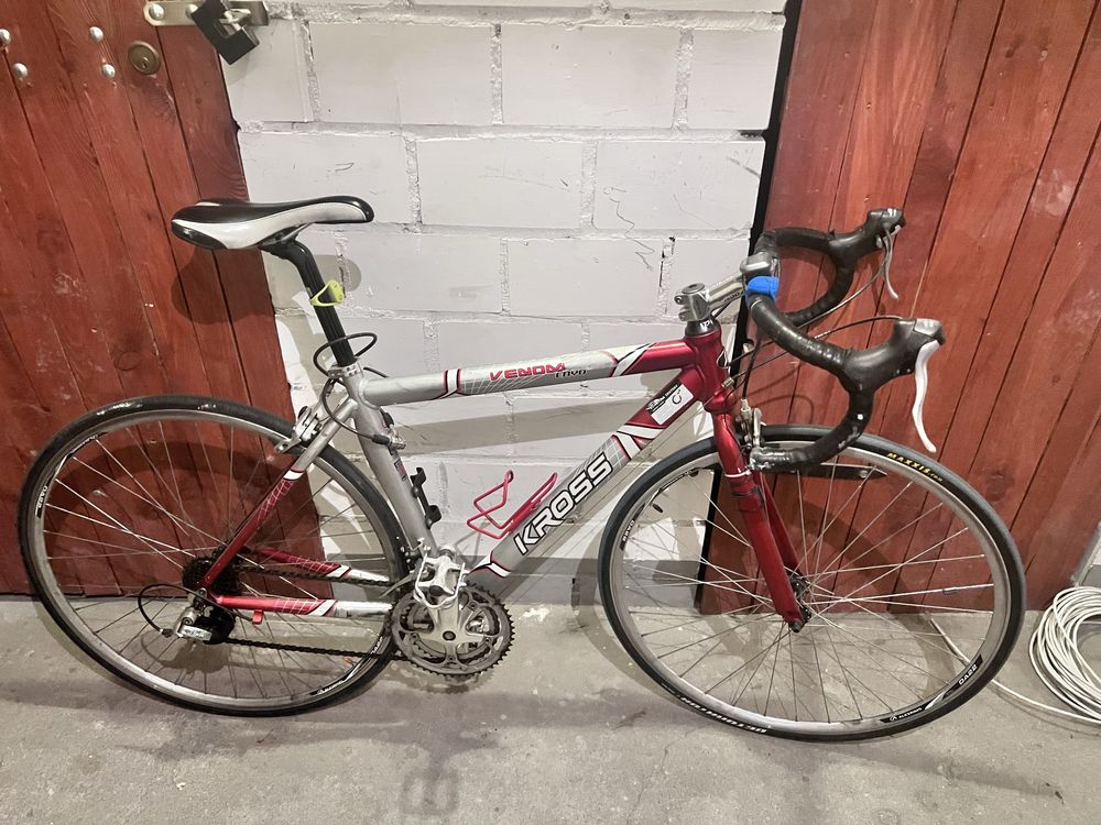 Kross venom enyo