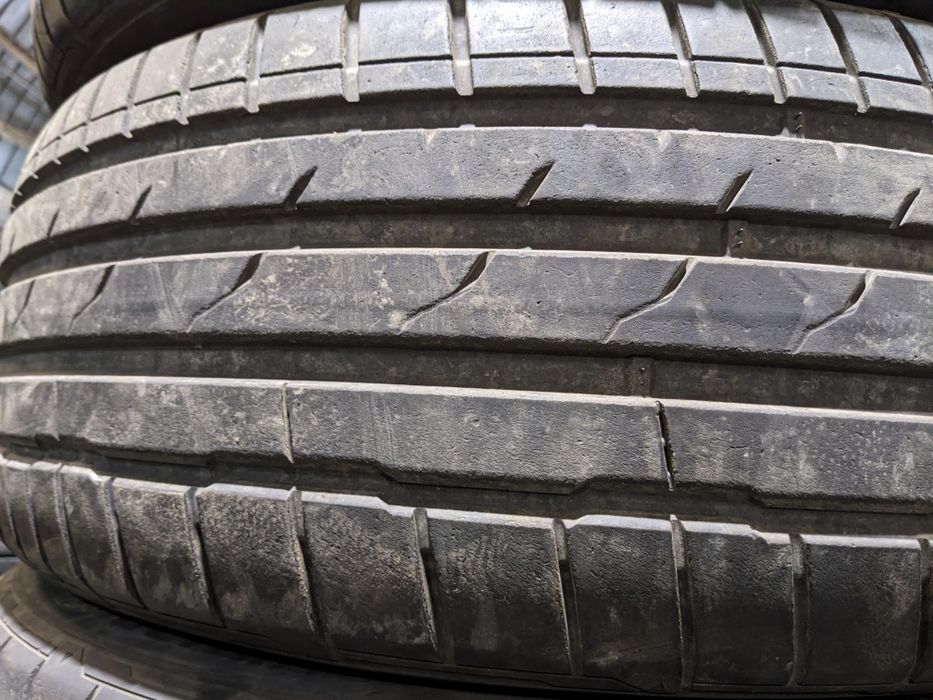 235/45R21 Hankook 22-23 роки