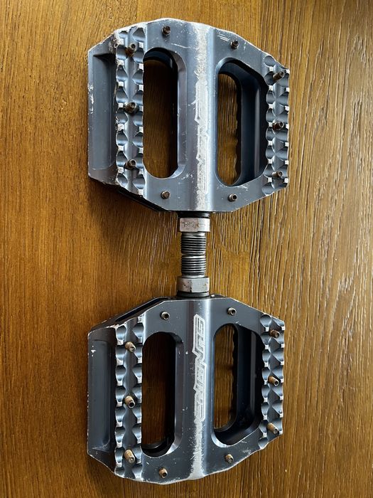 Pedały platformowe Sunline