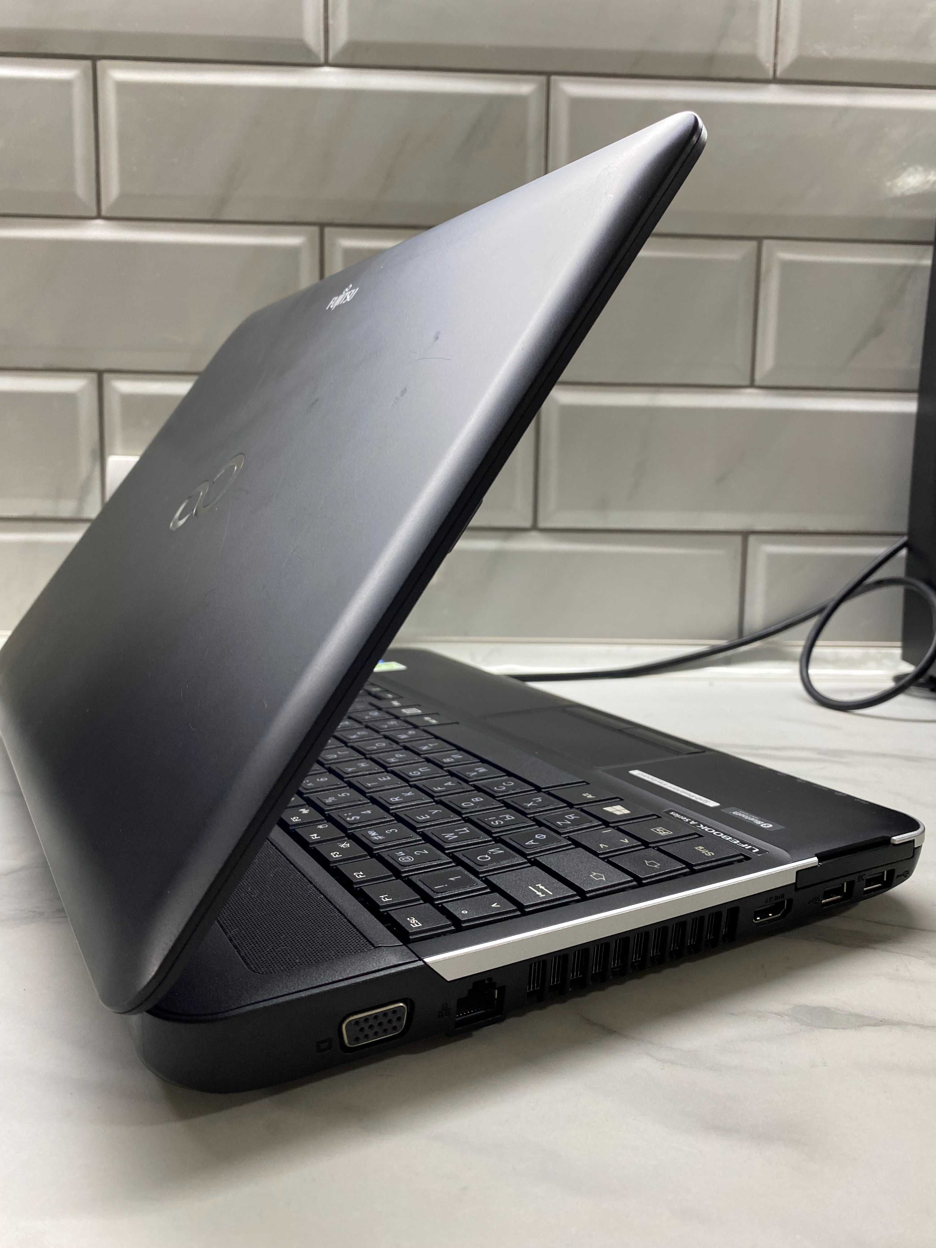 Fujitsu LifeBook A512 Core i5-3210M/8Гб ОЗУ/500Гб HDD/15.6"HD Нова АКБ