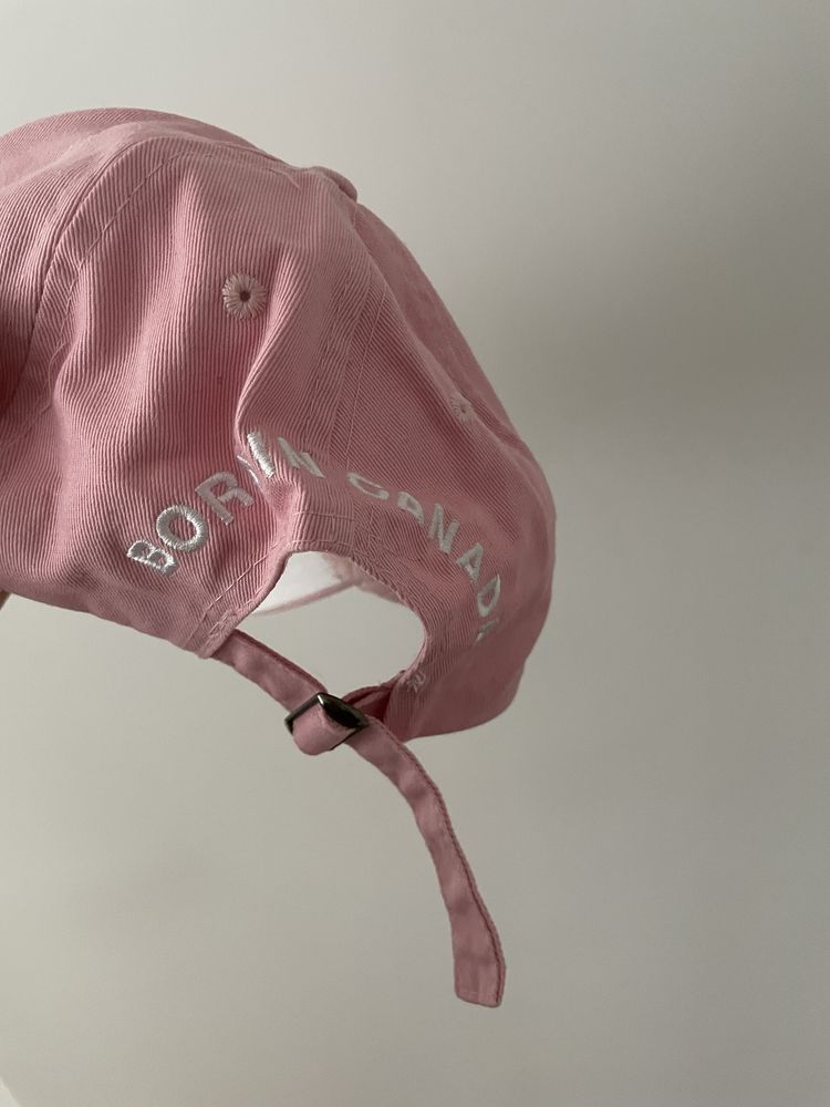 różowa czapka z daszkiem dsquared2 born in canada