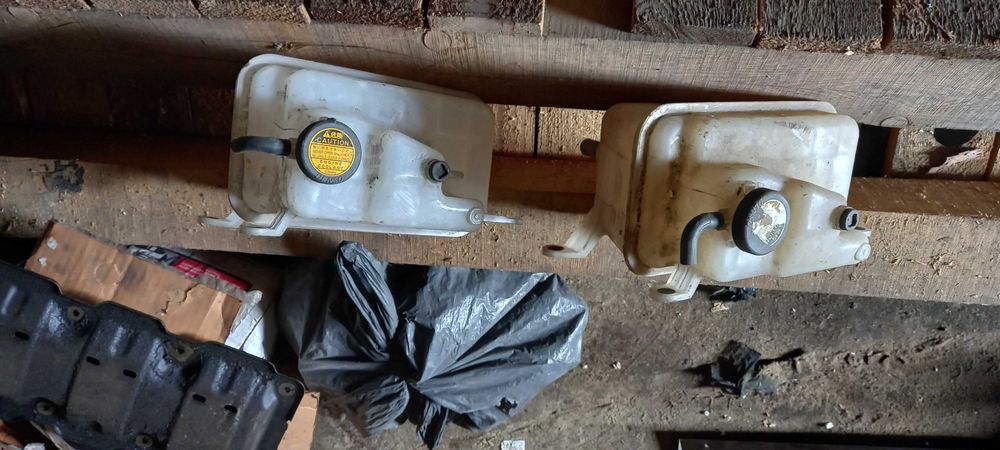 Расширительный бачек Prado 120 3.0d