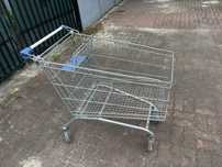 Wozek marketowy.
