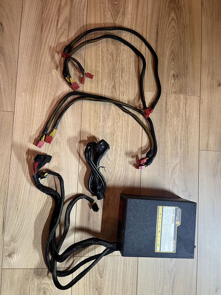Zasilacz Navitus GPM-1250C 1250W 80 Plus Gold
