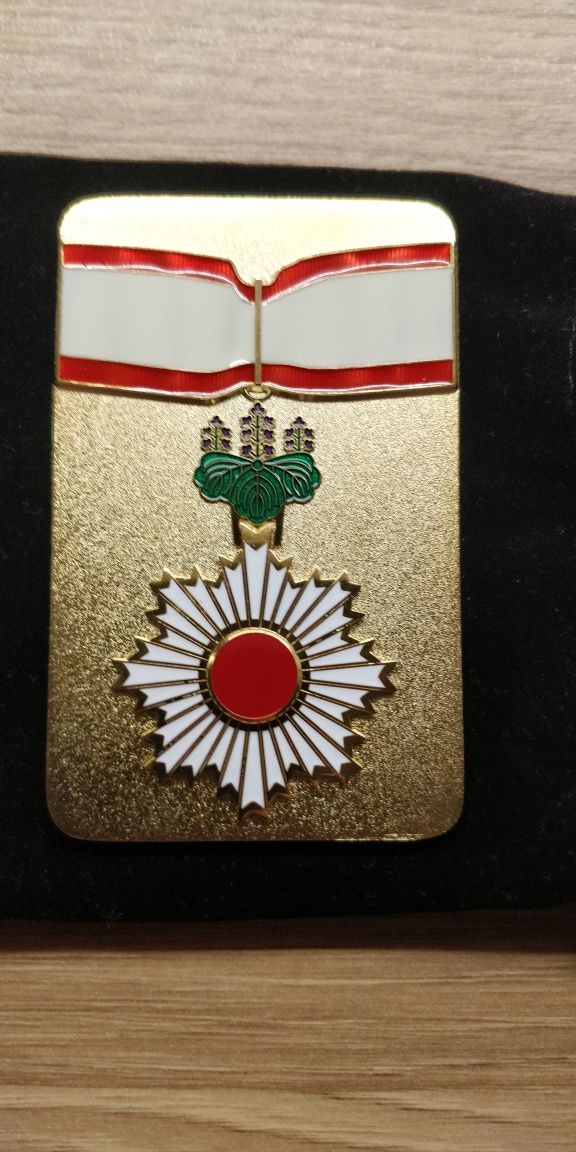 Medal , order wschodzącego słońca + certyfikat, Japonia , kopia