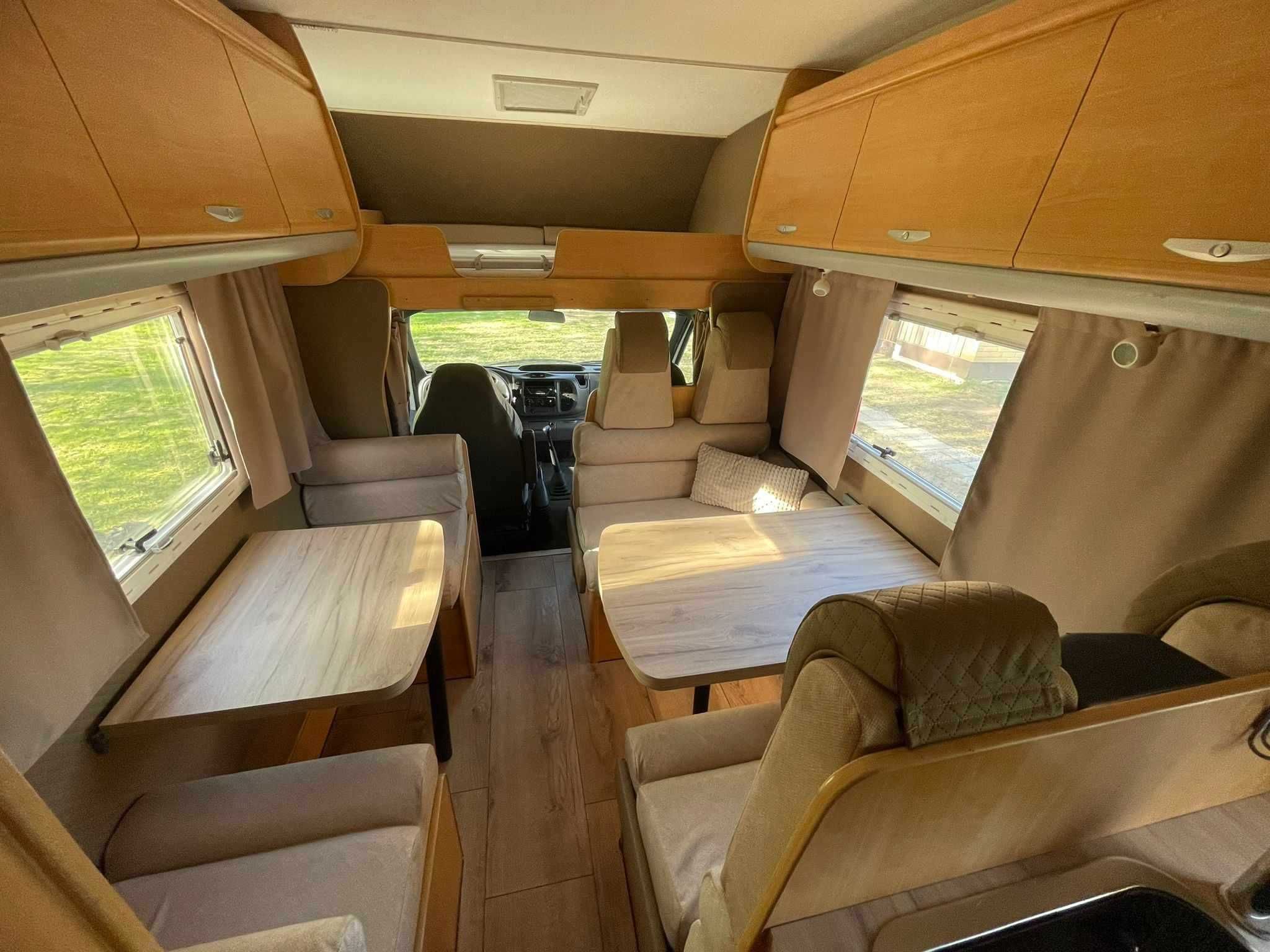 Na sprzedaż FORD TRANSIT KAMPER CHAUSSON 2004.r . Świety stan.