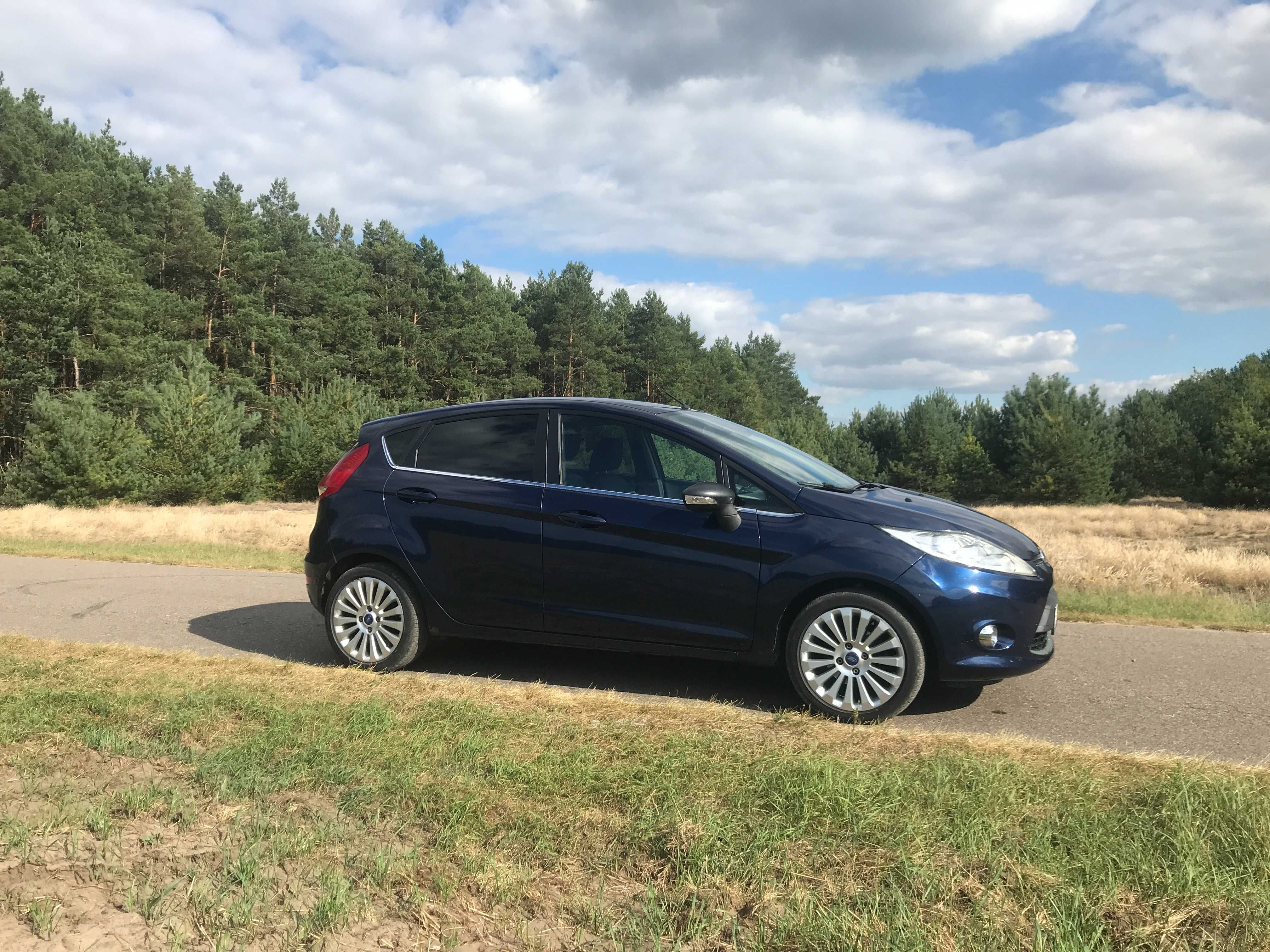 Ford Fiesta 2010 r