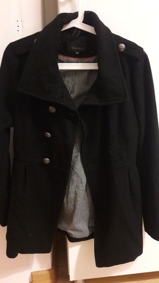 Czarny ciepły płaszcz AMISU