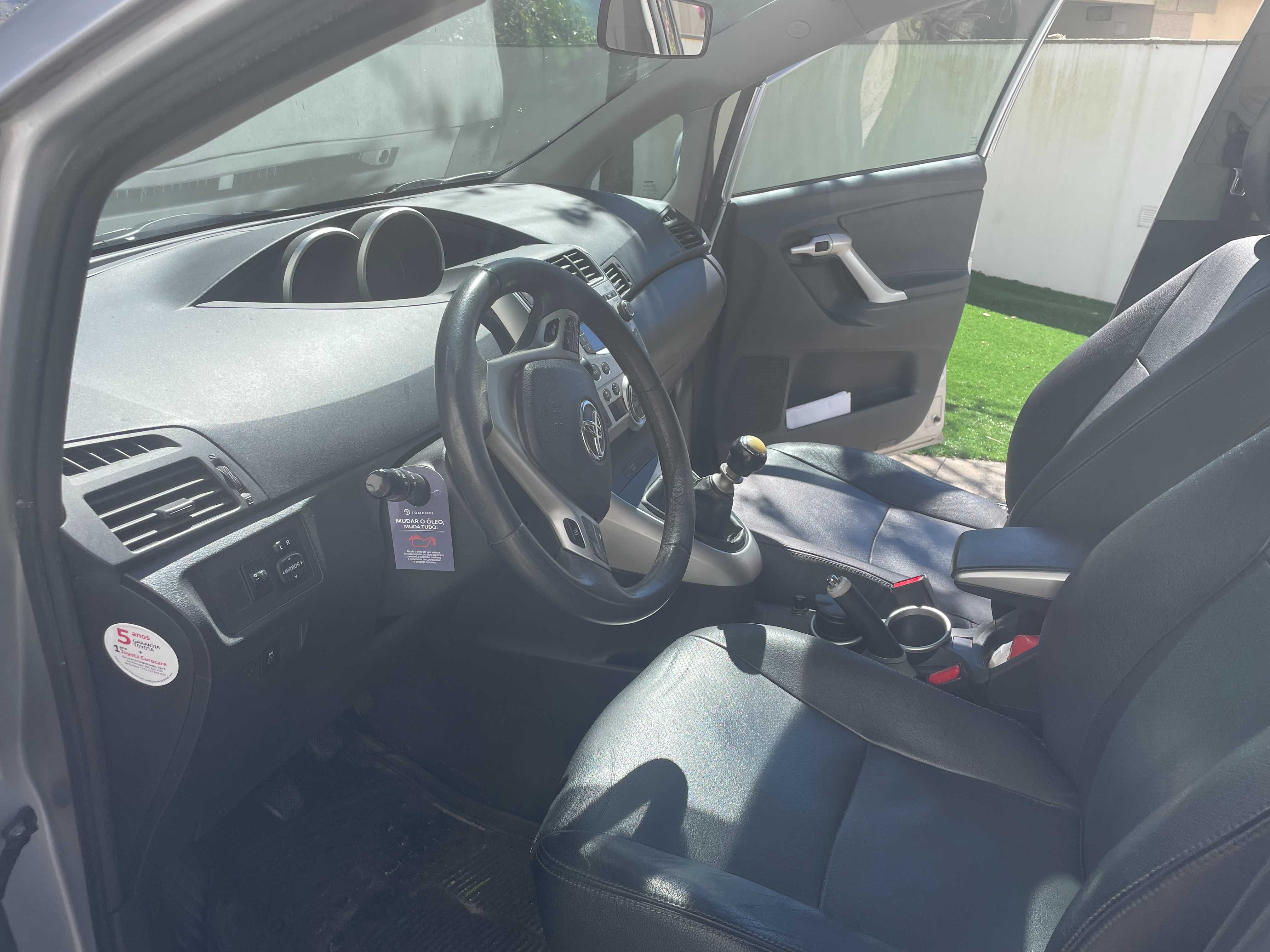 Toyota Verso Diesel - 7 lugares - 1 dono