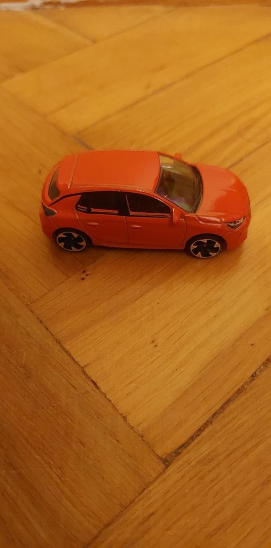 Samochodzik Audi rastar