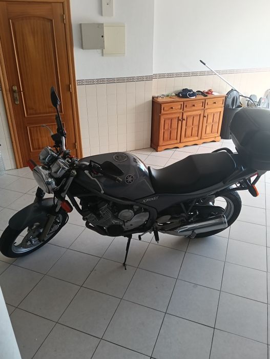 Moto Yamaha xj600N
