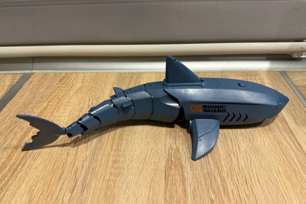 Інтерактивна іграшка «Акула»