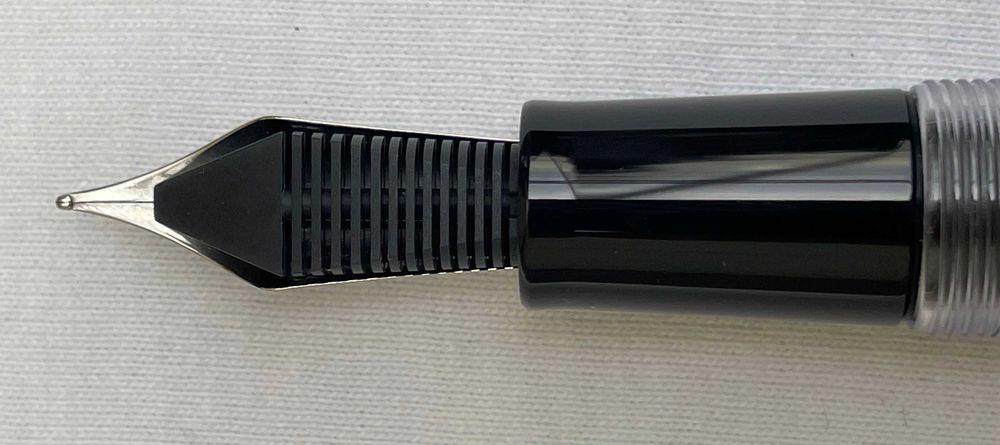 caneta tinta permanecente  DIVINE DESIGN