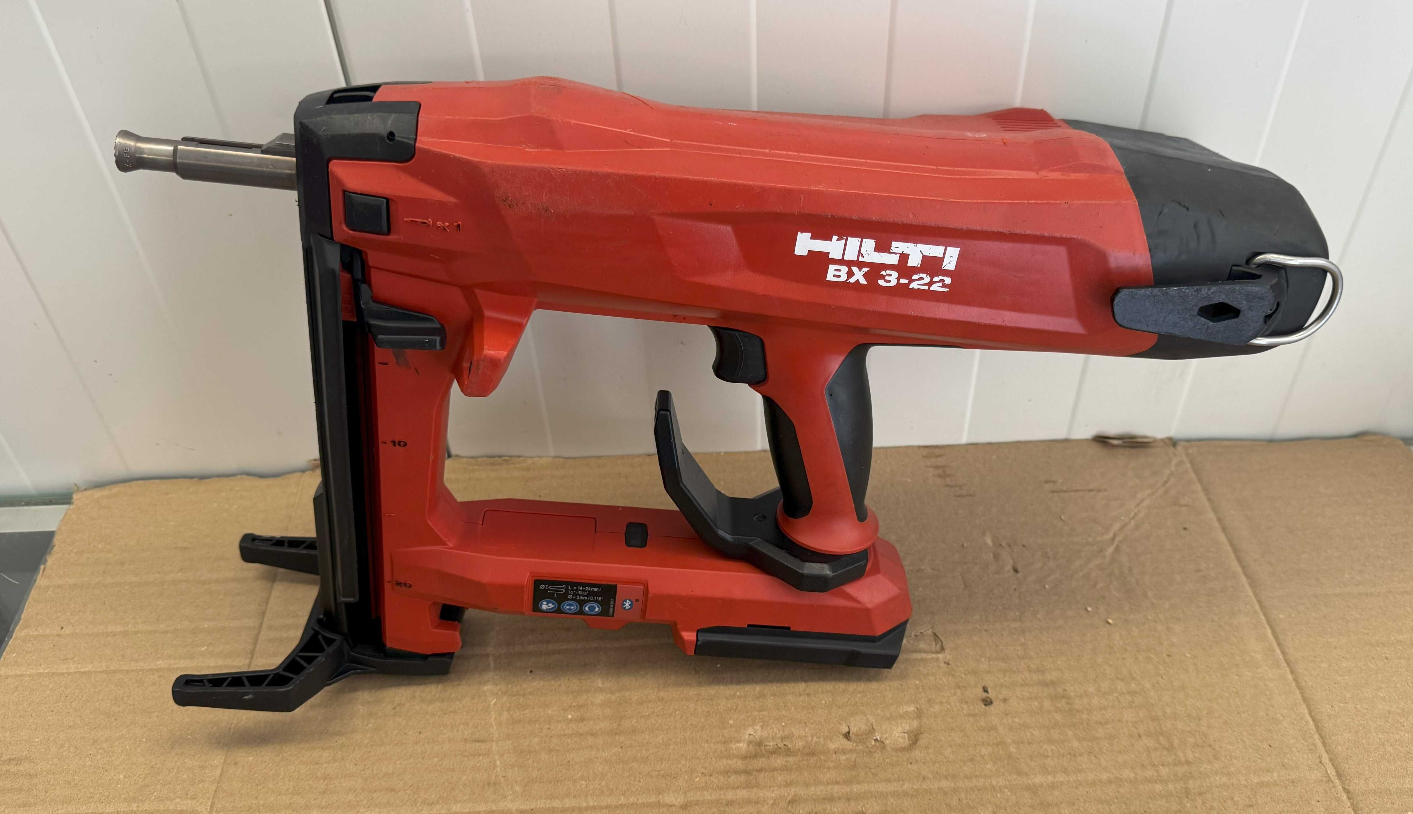 HILTI BX 3-ME-22 Akumulatorowy Osadzak NURON  JAK NOWY