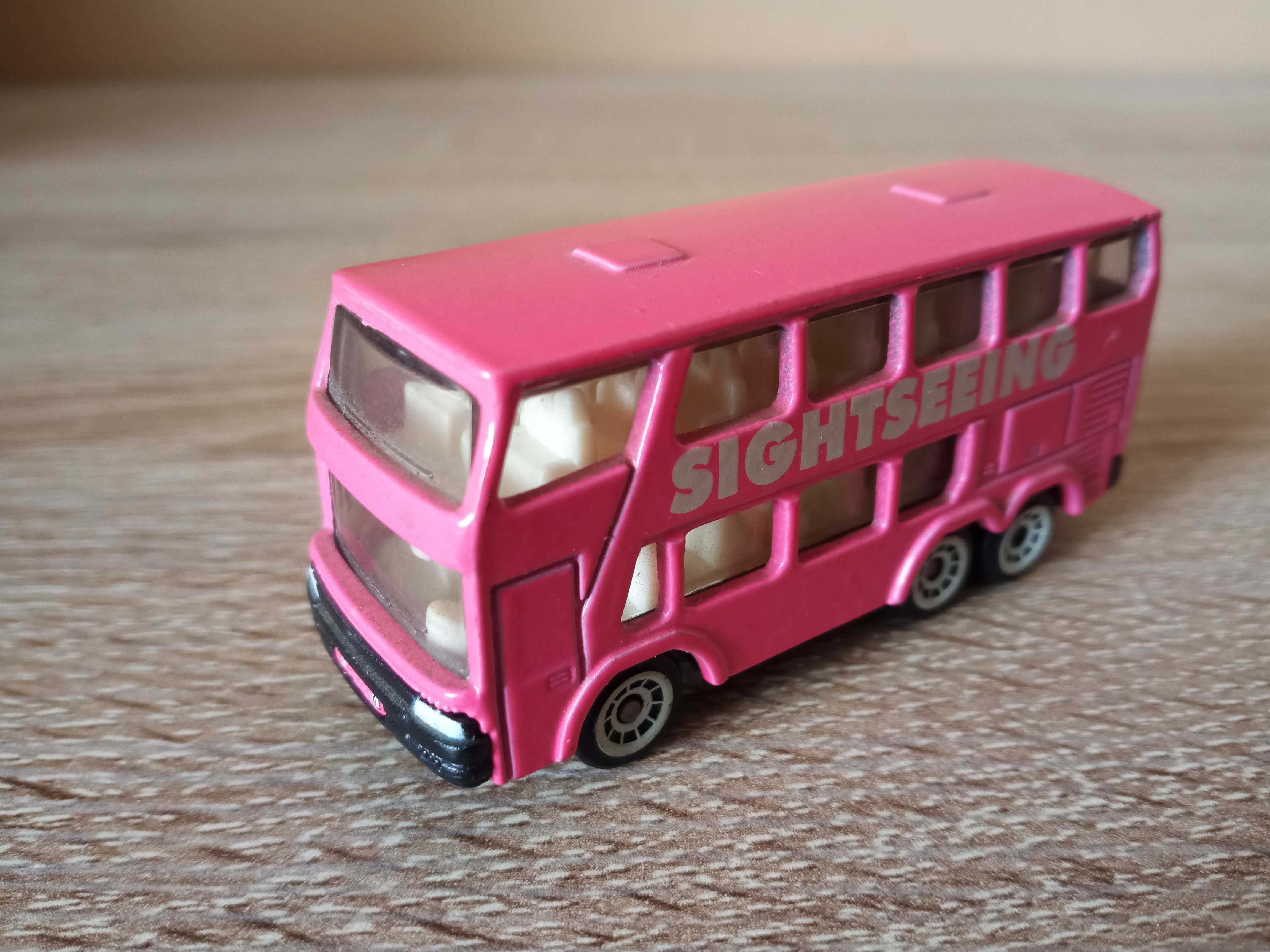 Model Double Decker Bus od SIKU (1353)