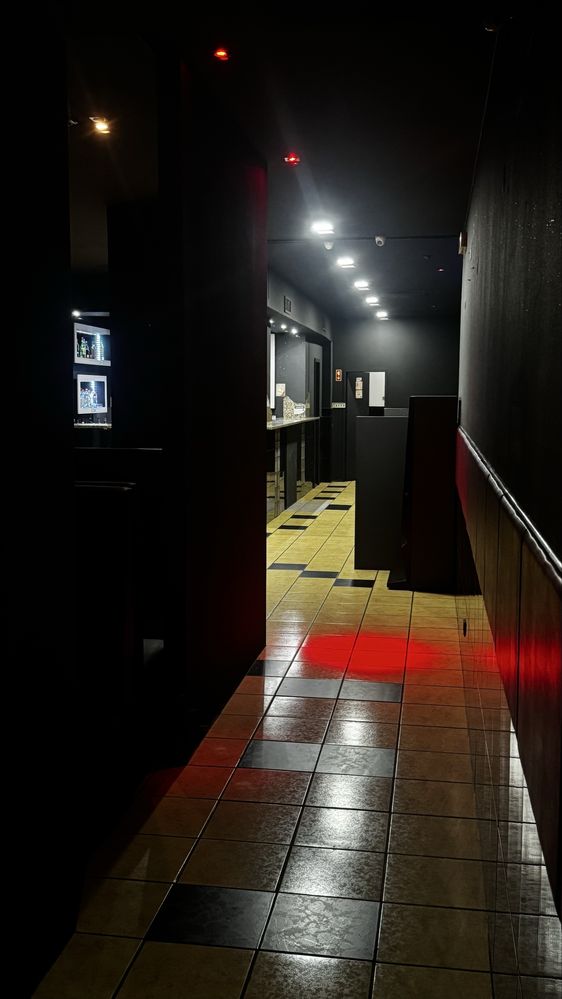 Trespasse.   Bar
