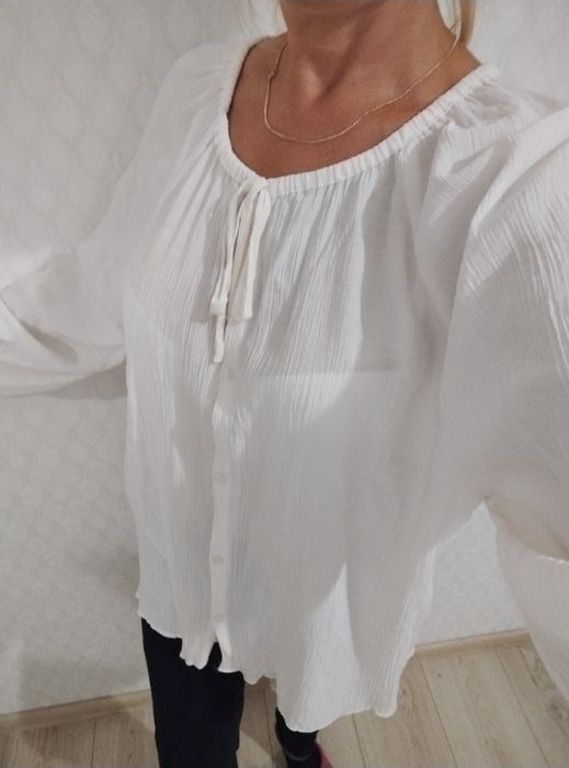Блуза біла широкого крою жатка
