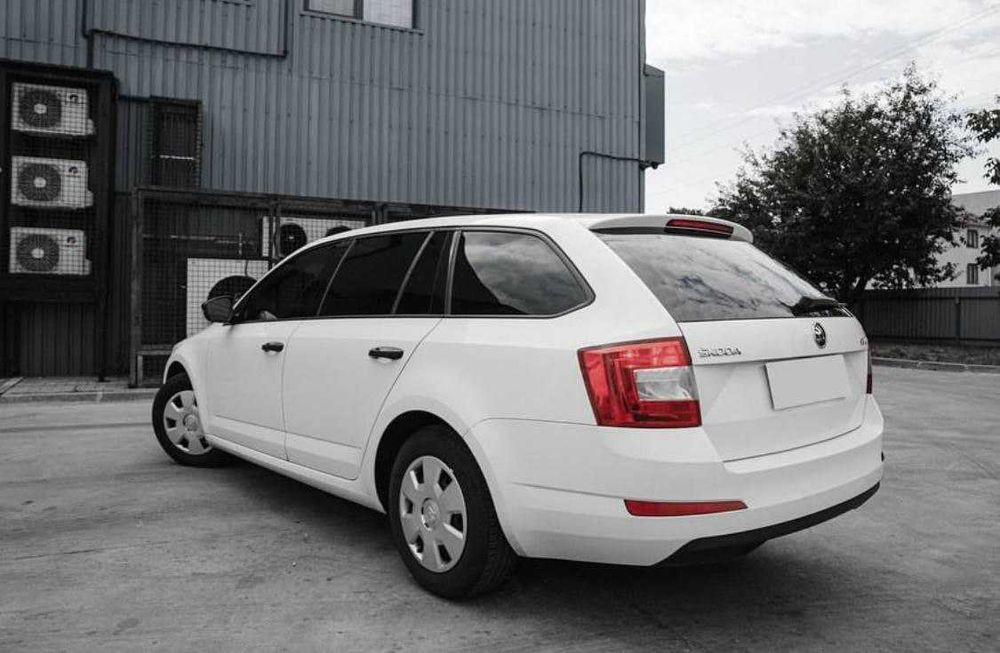 Wynajem samochodów wypożyczalnia aut osobowych