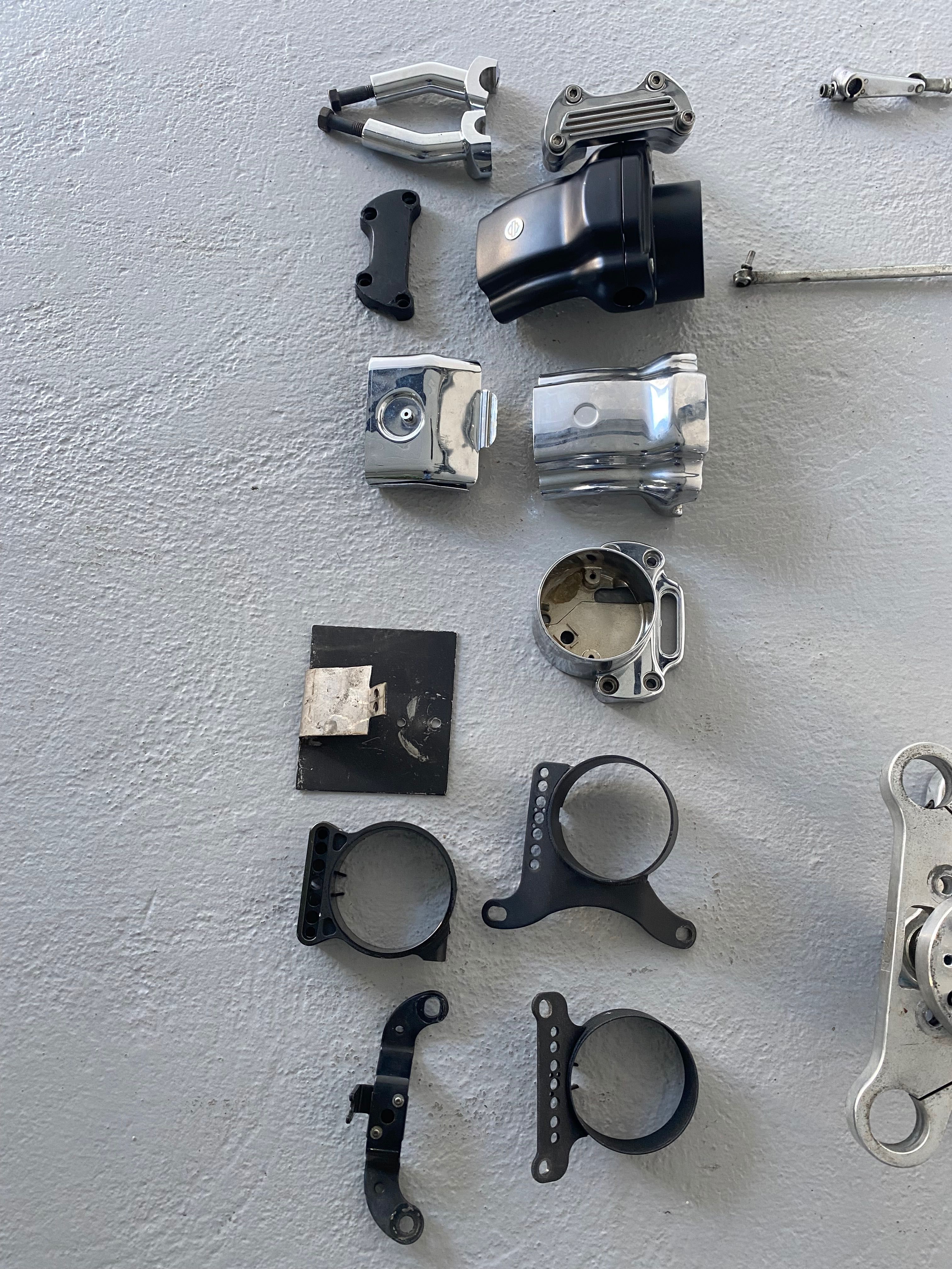 Harley Davidson Dyna Sportster T’s Peseiras avançadas centrais Risers